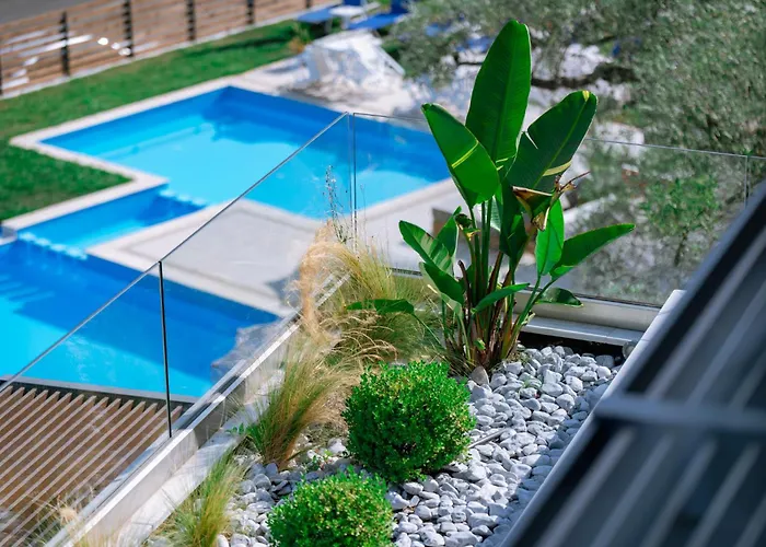 Aloe Elegant Апарт-отель 4*